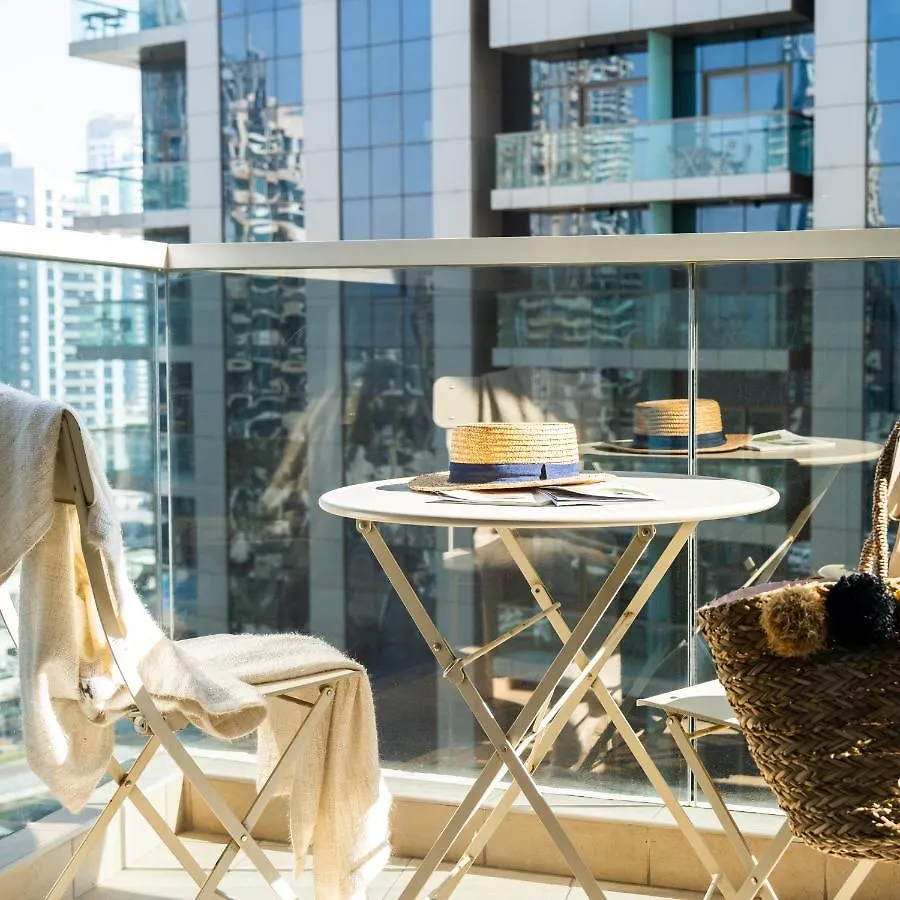 Higuests - Luxe Apartment With Incredible Marina Views Dubai