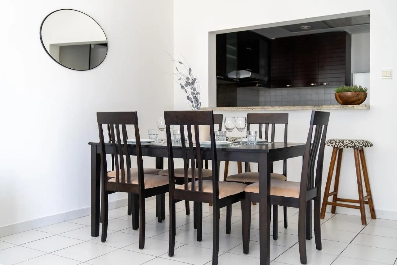 Higuests - Luxe Apartment With Incredible Marina Views Dubai United Arab Emirates